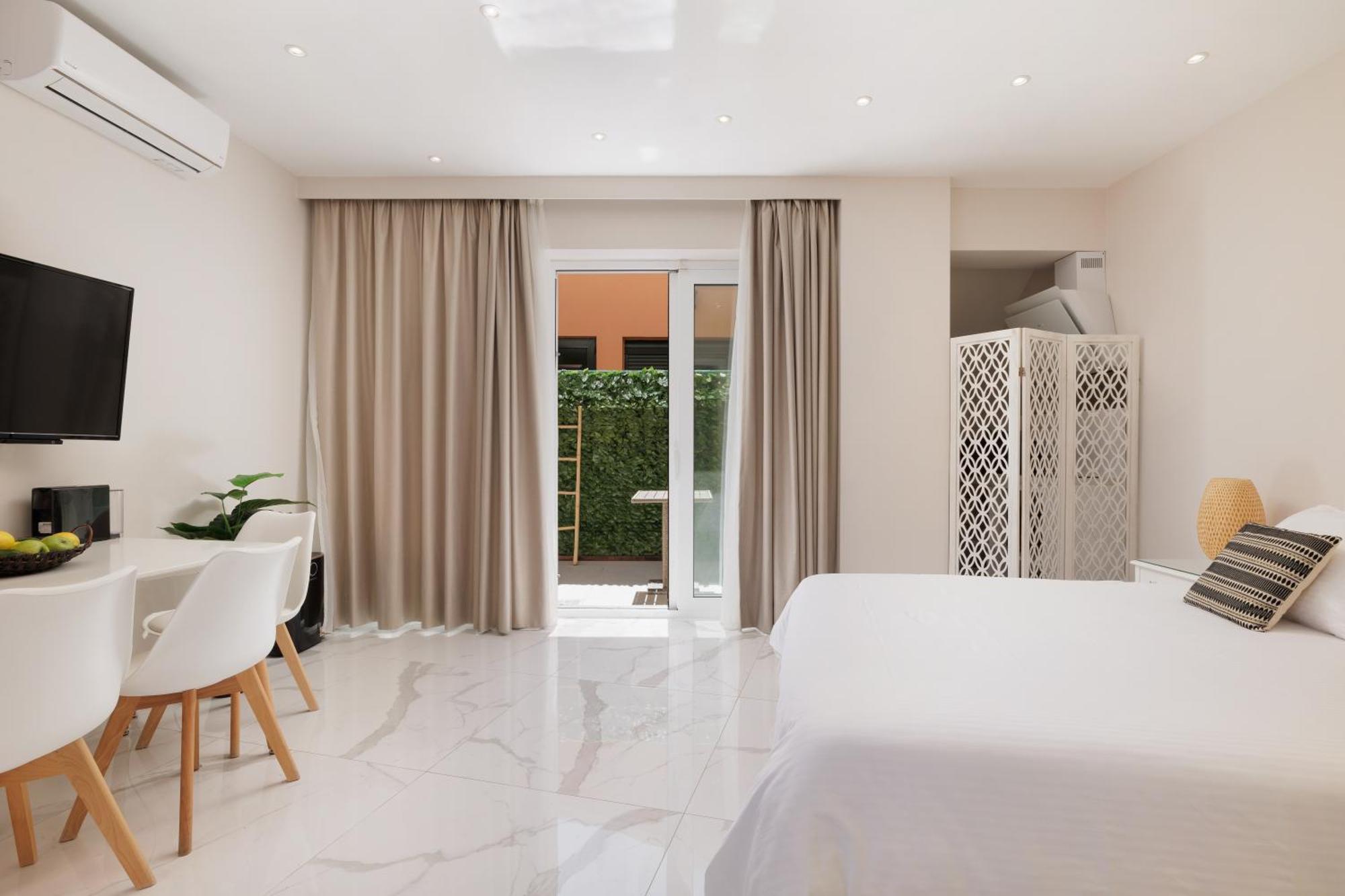 Corfu Town Luxury Studios -D ภายนอก รูปภาพ